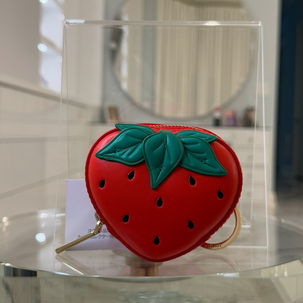 🌟SOLD🌟 NWT Kate Spade New York Strawberry Dreams Coin Purse
